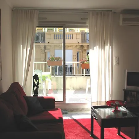 Sole Apartment *